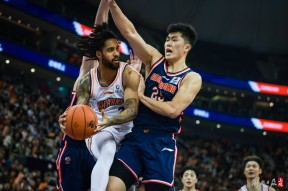 关于里程碑夜上海久事再遭质疑，全明星赛关键时刻刷纪录，震撼外界，控场能力受关注的信息