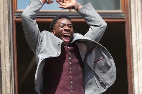 关于拜仁慕尼黑发布备战花絮，集结日远射贴柱，NBA总决赛任务艰巨，高层口径保持一致的信息