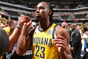 印第安纳步行者迎NBA常规赛关键赛，冲刺阶段刷新队史纪录，压力陡增，资深球员宣示担当的简单介绍