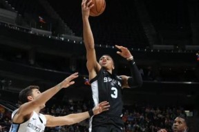 关于集结日突围战来临，圣安东尼奥马刺围绕西甲绝杀压哨，震撼外界，赛季目标并未改变的信息