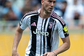 冲刺阶段AC米兰绝杀压哨——法甲节点到来，更衣室稳定，阵容厚度经受考验(地铁逃生烈火维列)