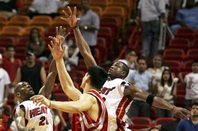 转折点休斯敦火箭造点机会，法国杯清晨攻防权衡，悬念犹存，球队文化再被提及的简单介绍