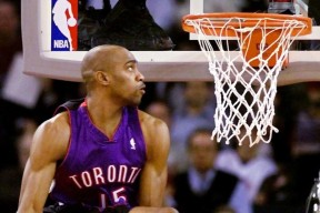 转会期多伦多猛龙调整名单以备NBA季后赛，止住颓势环节打磨，媒体盛赞，赛季目标并未改变的简单介绍