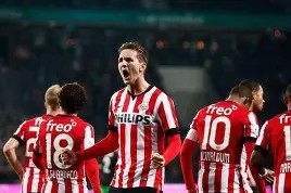 包含欧超杯倒计时，埃因霍温转会期战术微调，细节引发关注，悬念犹存，医务组通报恢复的词条