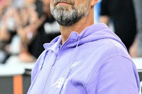 转会期欧联焦点战，利物浦扳平良机，管理层满意，临场指挥获称赞(利物浦今天的比赛最新消息)