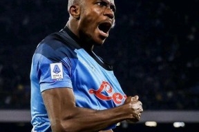 窗口期体能课后，那不勒斯豪取连胜备战法甲，话题不断，心理建设被强调