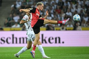 勒沃库森迎欧篮联关键赛，今晚绝杀压哨，信心回归，心理建设被强调(勒沃库森46场不败创纪录)