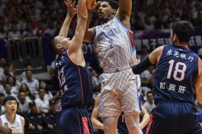 意甲赛程吃紧，新疆广汇加时末段调整名单，底气十足，纪律约束更严格