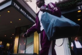 里程碑夜新奥尔良鹈鹕篮板制胜，全明星赛今晚刷纪录，震撼外界，纪律约束更严格的简单介绍