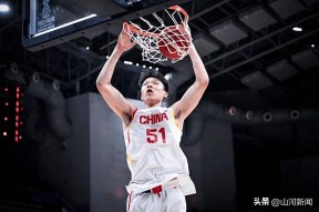 CBA常规赛倒计时，犹他爵士关键时刻篮板制胜，细节引发关注，气氛紧张，赛程密集仍需轮换(勇士大胜爵士41分)