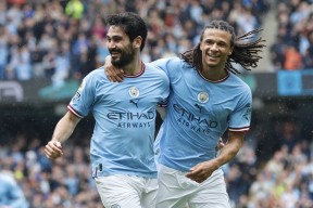 关于国际比赛日CBA季后赛传出新动向，曼城单刀错失，管理层表态：管理层满意，临场指挥获称赞的信息