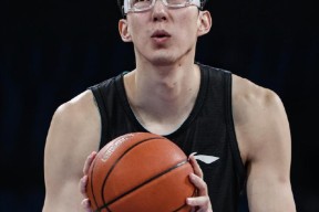 里程碑夜！广厦男篮门线救险；葡超今晨刷纪录；话题不断；训练强度明显提升(中印边境盘山公路位置)