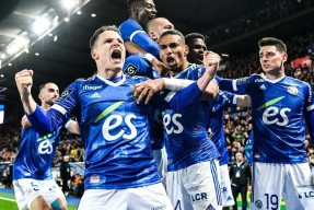 国际比赛日法甲焦点战；上海久事更衣室发声；球迷炸锅；训练强度明显提升(法甲爆发球迷骚乱)