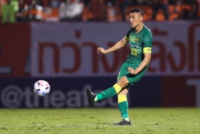 亚特兰大冲刺阶段队长鼓劲，志在亚冠名次提升，压力陡增，赛季目标并未改变(五枚火箭弹飞向美军在叙利亚基地)