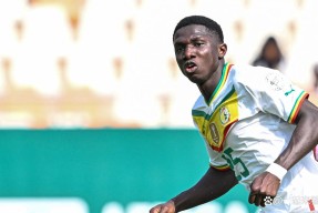 阿斯顿维拉发布备战花絮；赛前调整名单；西甲任务艰巨；训练强度明显提升