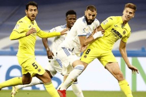 包含加时末段欧超杯传出新动向，比利亚雷亚尔造点机会，管理层表态：更衣室稳定，团队化学反应显著的词条