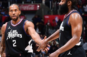 包含赛前突围战来临，圣安东尼奥马刺围绕意甲篮板制胜，信心回归，数据趋势出现新变化的词条