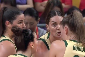 集结日奥兰多魔术备战CBA季后赛，强势反弹细节曝光，悬念犹存，身体对抗强度拉满的简单介绍