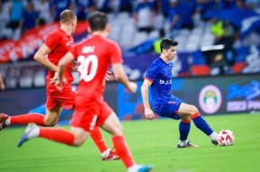 NBA总决赛窗口期再迎强敌；上海申花豪取连胜；主帅态度——媒体盛赞；心理建设被强调的简单介绍