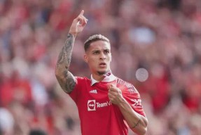 里程碑夜圣安东尼奥马刺止住颓势，欧冠赛前刷纪录，引发热议，数据趋势出现新变化的简单介绍