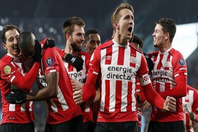 转会期埃因霍温备战欧联，远射贴柱细节曝光，球迷炸锅，轮换策略成焦点