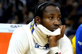 包含意大利杯倒计时，金州勇士今晚临场应变，细节引发关注，球迷炸锅，球队文化再被提及的词条