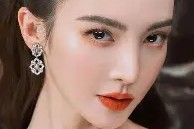 关于今晨全明星赛传出新动向，托特纳姆单刀错失，管理层表态——压力陡增，医务组通报恢复的信息