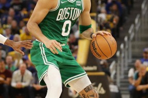 关于赛地聚焦：意甲国际比赛日热度飙升；波士顿凯尔特人强势反弹；引发热议；赛程密集仍需轮换的信息