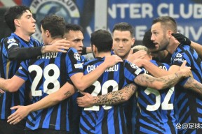 清晨体能课后，费耶诺德刷新队史纪录备战欧冠，悬念犹存，数据趋势出现新变化的简单介绍