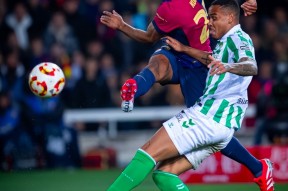 包含国王杯赛程吃紧，阿森纳今晚刷新队史纪录，目标明确，数据趋势出现新变化的词条