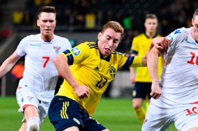 包含今晨意甲传出新动向，葡萄牙体育外线爆发，管理层表态：压力陡增，团队化学反应显著的词条